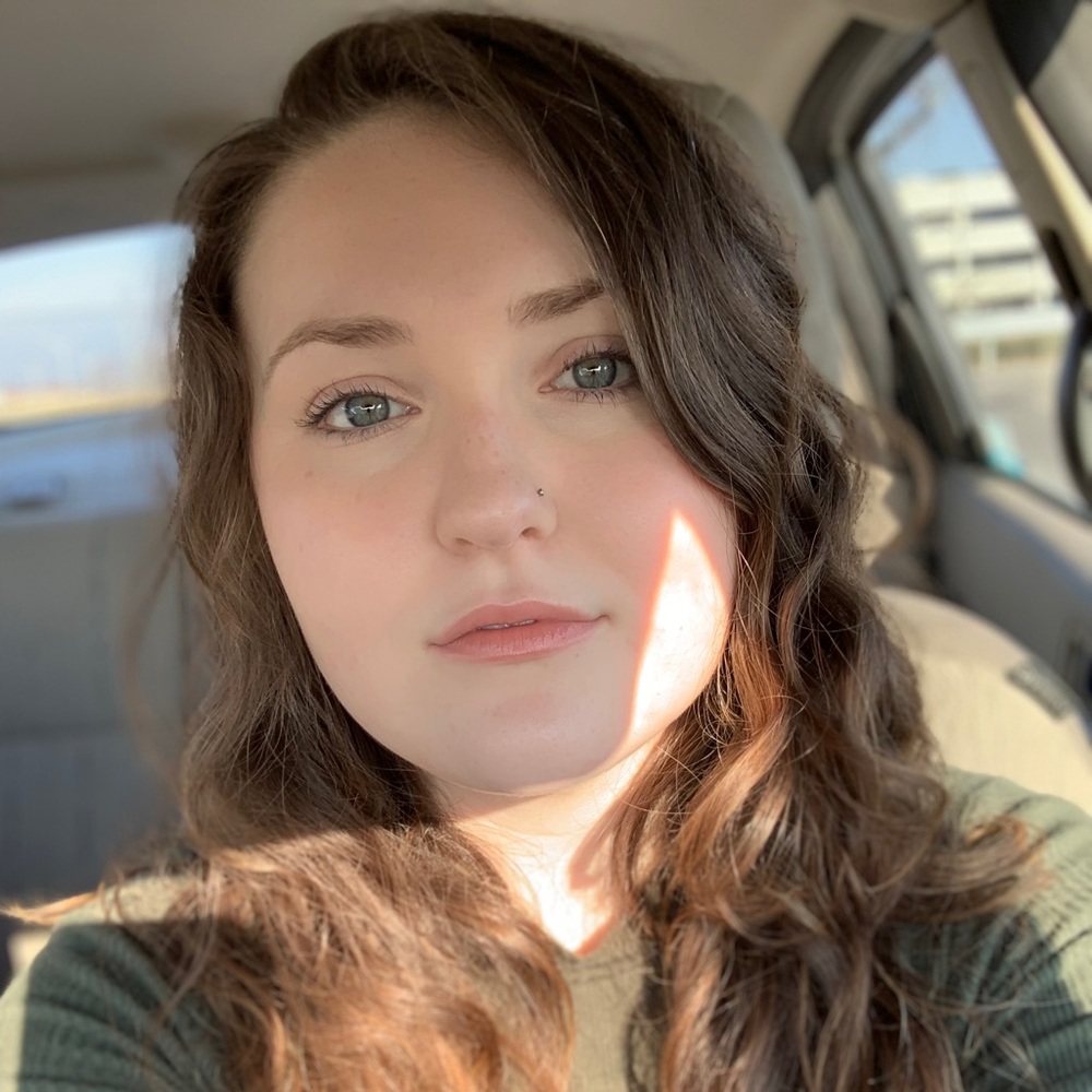 Meet your Posher, Maddie